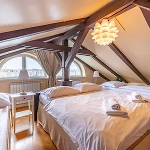 Janackovo - Riverside Hotel de apartamente Praga