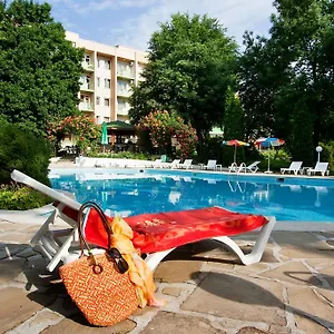 Hotel Ljuljak, Nisipurile de Aur